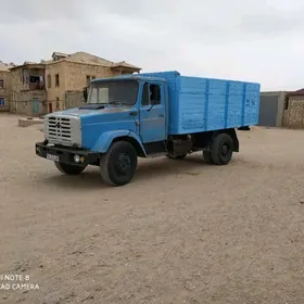 Zil 4331 1987