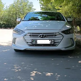 Hyundai Elantra 2018