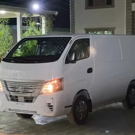 Nissan Urvan 2023