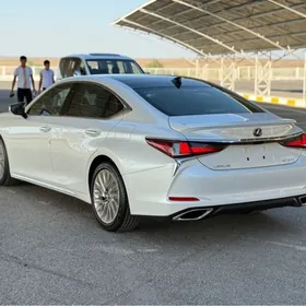 Lexus ES 350 2025