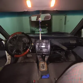 Toyota Corona 1995