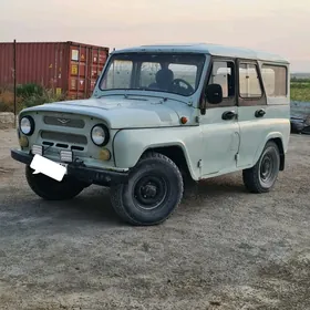 UAZ 469 2002