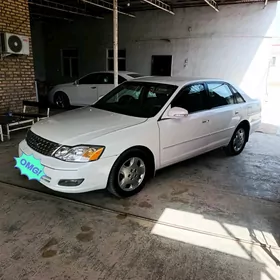 Toyota Avalon 2000