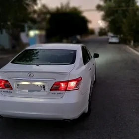 Lexus ES 350 2010