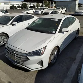 Hyundai Elantra 2020