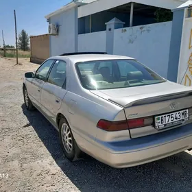 Toyota Camry 1998