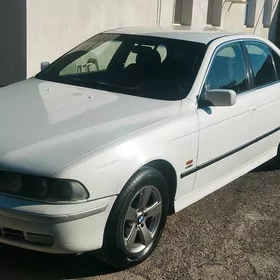 BMW E39 1999