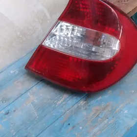 Camry stop chyra
