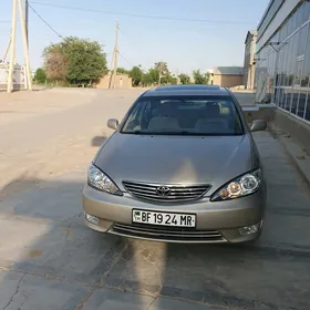 Toyota Camry 2003