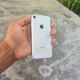 iPhone 7