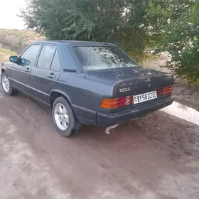 Mercedes-Benz 190E 1987