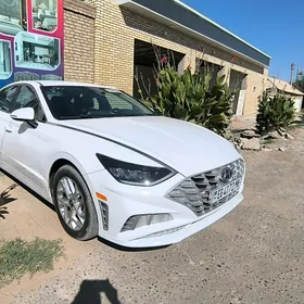 Hyundai Sonata 2022