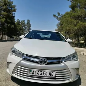 Toyota Camry 2017