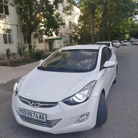 Hyundai Elantra 2012