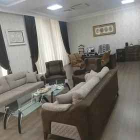 Obezdnoýda ofislermiz bar