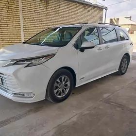 Toyota Sienna 2021