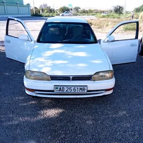 Toyota Camry 1992