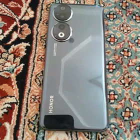Honor 90
