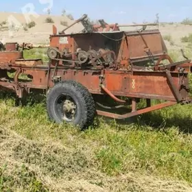 MTZ 82 2000