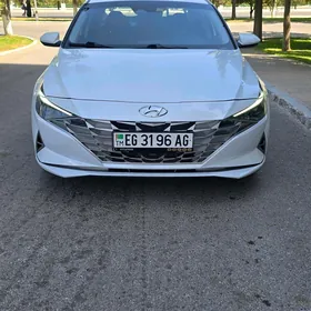 Hyundai Elantra 2021