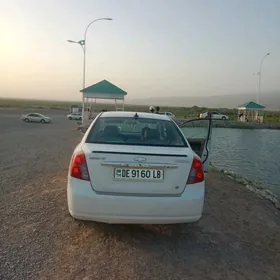 Daewoo Lacetti 2003