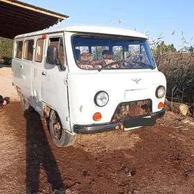 UAZ 2206 2000