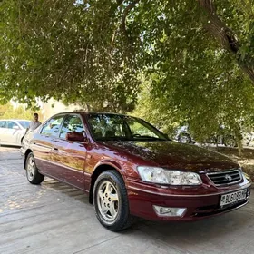 Toyota Camry 2000