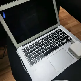 Mackbook Air 2011