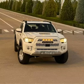 Toyota Tacoma 2019