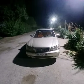 Infiniti I30 2000