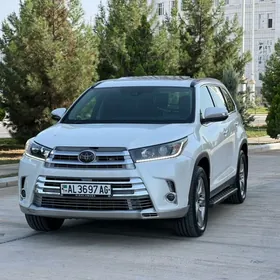 Toyota Highlander 2019