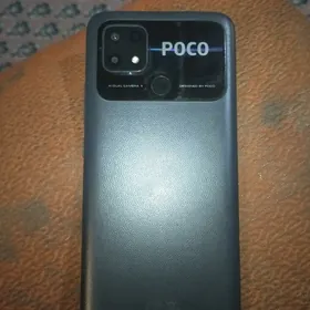 POCO C40.