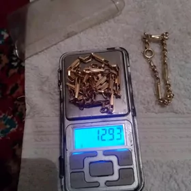 gyzyl bolt