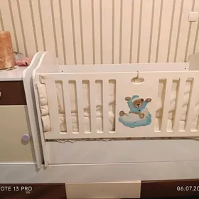 детская кроватка