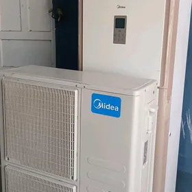 Skaf Kond.Midea 180 kw