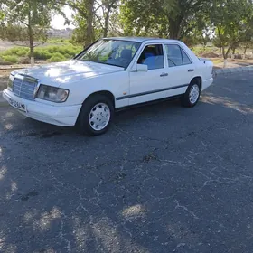 Mercedes-Benz 300CE 1989