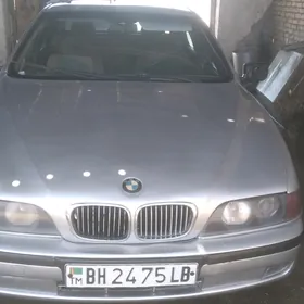 BMW E39 1998