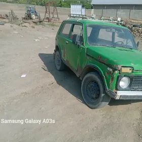 Lada Niva 1983