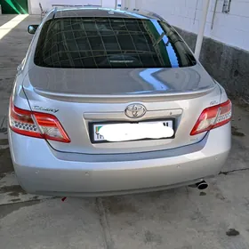 Toyota Camry 2010