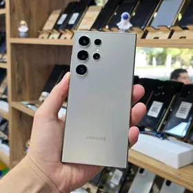 SAMSUNG S24 ULTRA