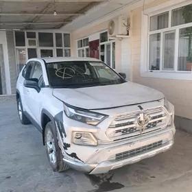 Toyota RAV4 2022