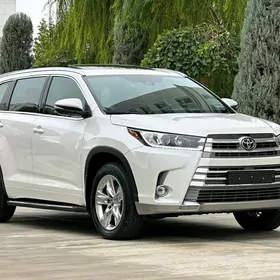 Toyota Highlander 2018
