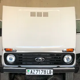 Lada Niva 2002