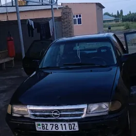 Opel Astra 1992