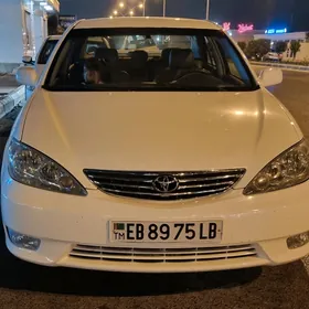 Toyota Camry 2005