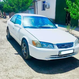 Toyota Camry 1997