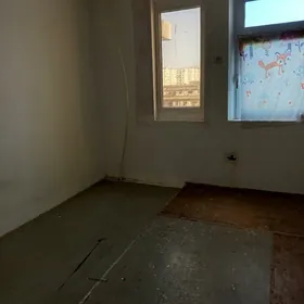 Mir 3  9 /8 etaźy 3 kom kwadra