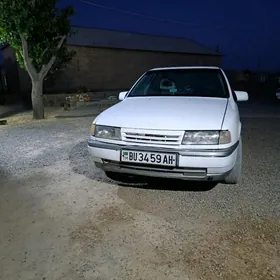 Opel Vectra 1990