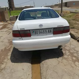 Toyota Corona 1995