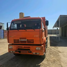 Kamaz 6520 2011